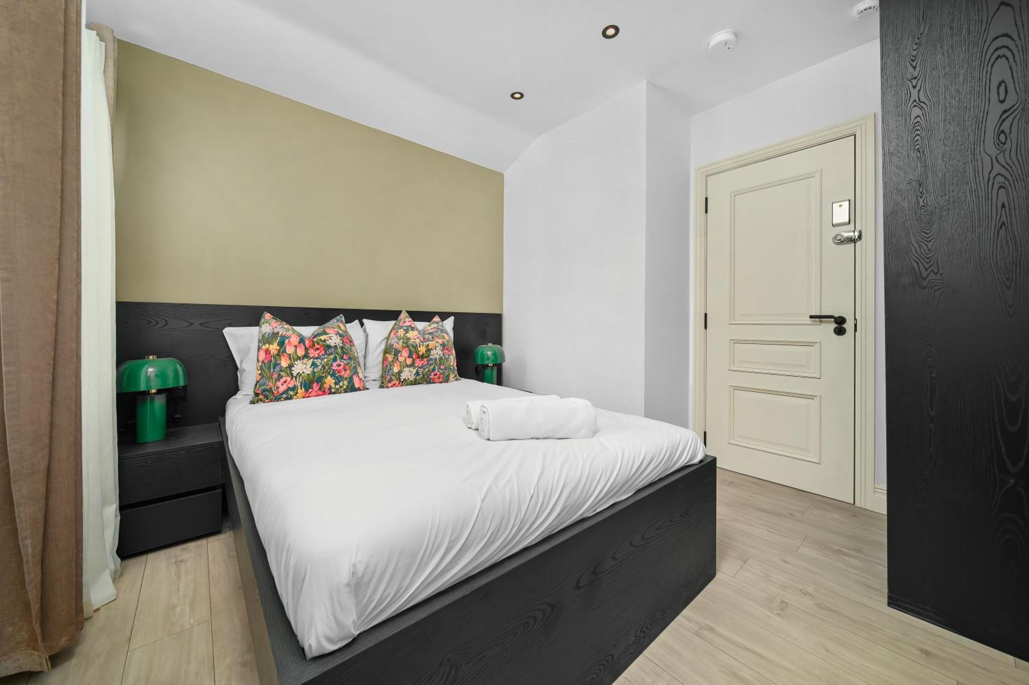 Nine Elms Modern * Londra