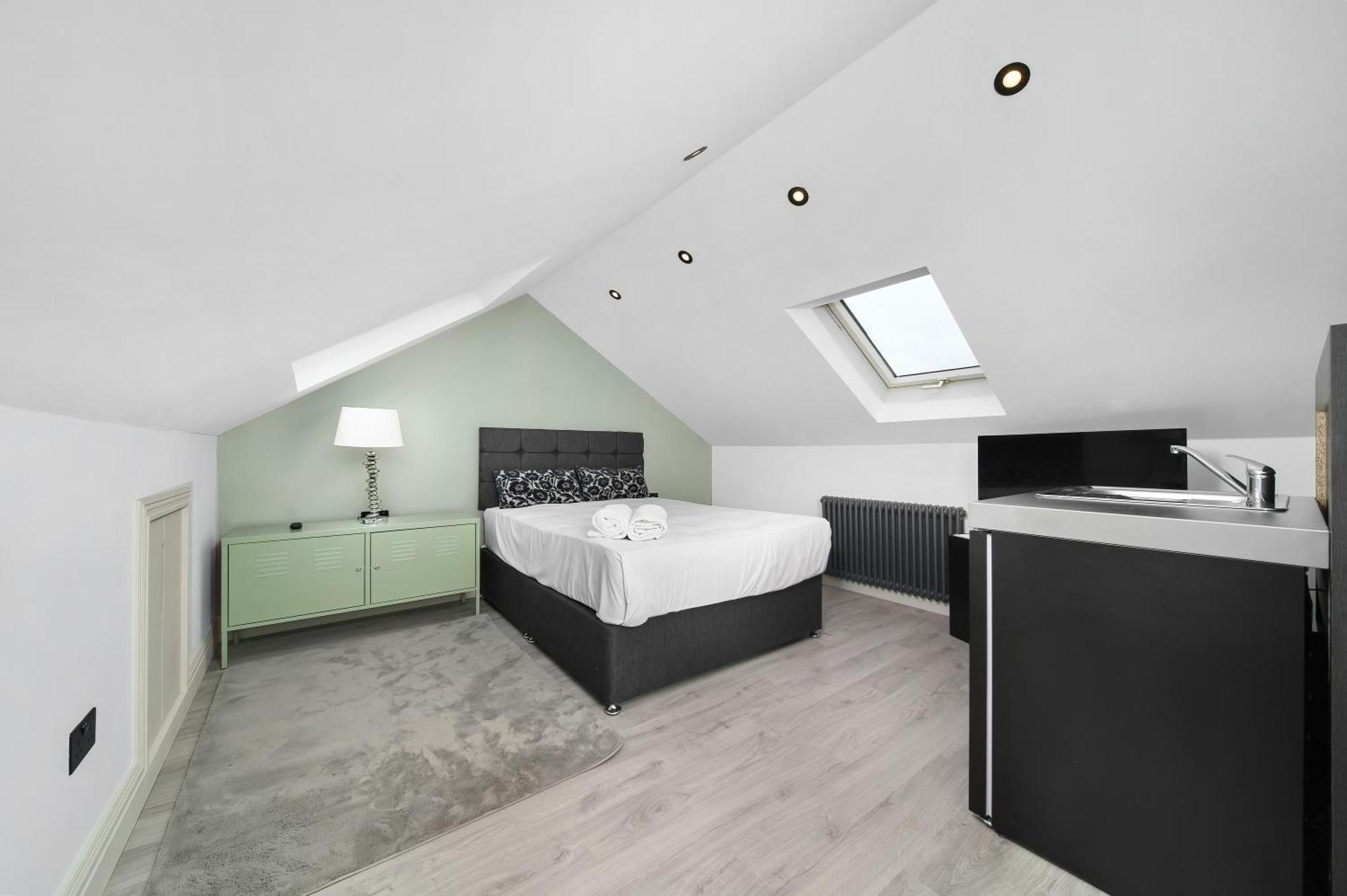 Nine Elms Modern Apartament Londra
